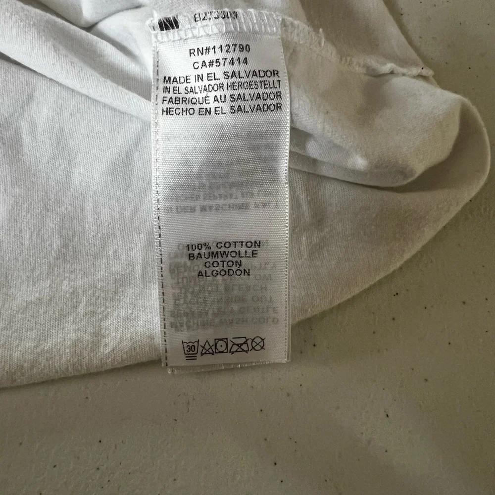 True Religion 100 % Cotton White Short Sleeve Tee Essential Size Medium